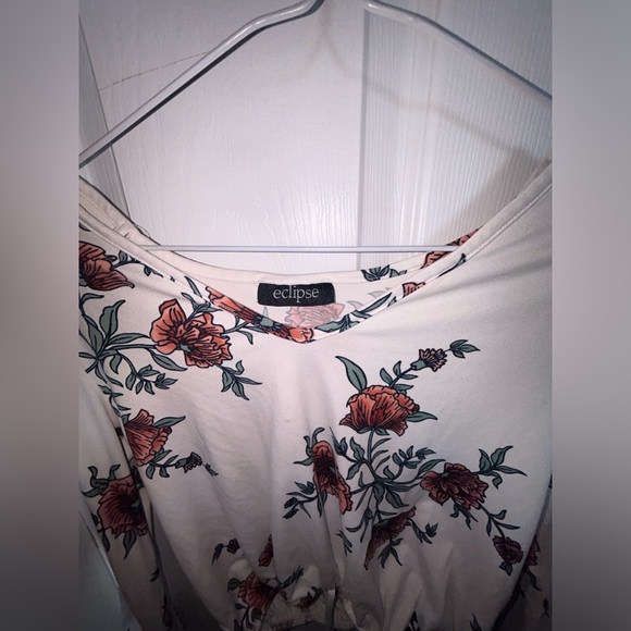 Floral, flowing sleeves shirt - Picture 1 of 6